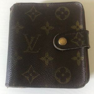 Authentic Louis Vuitton classic monogram wallet